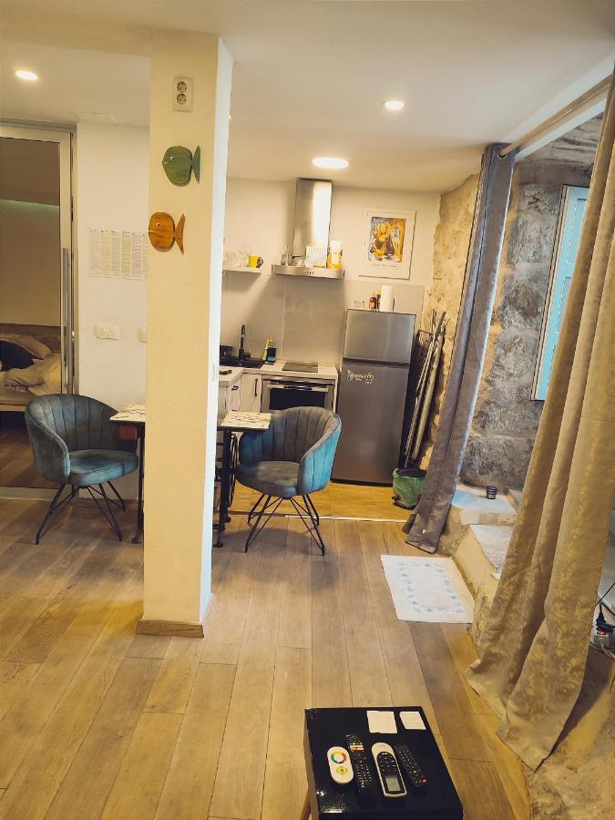 Studio Apartman Fondo Split Kültér fotó